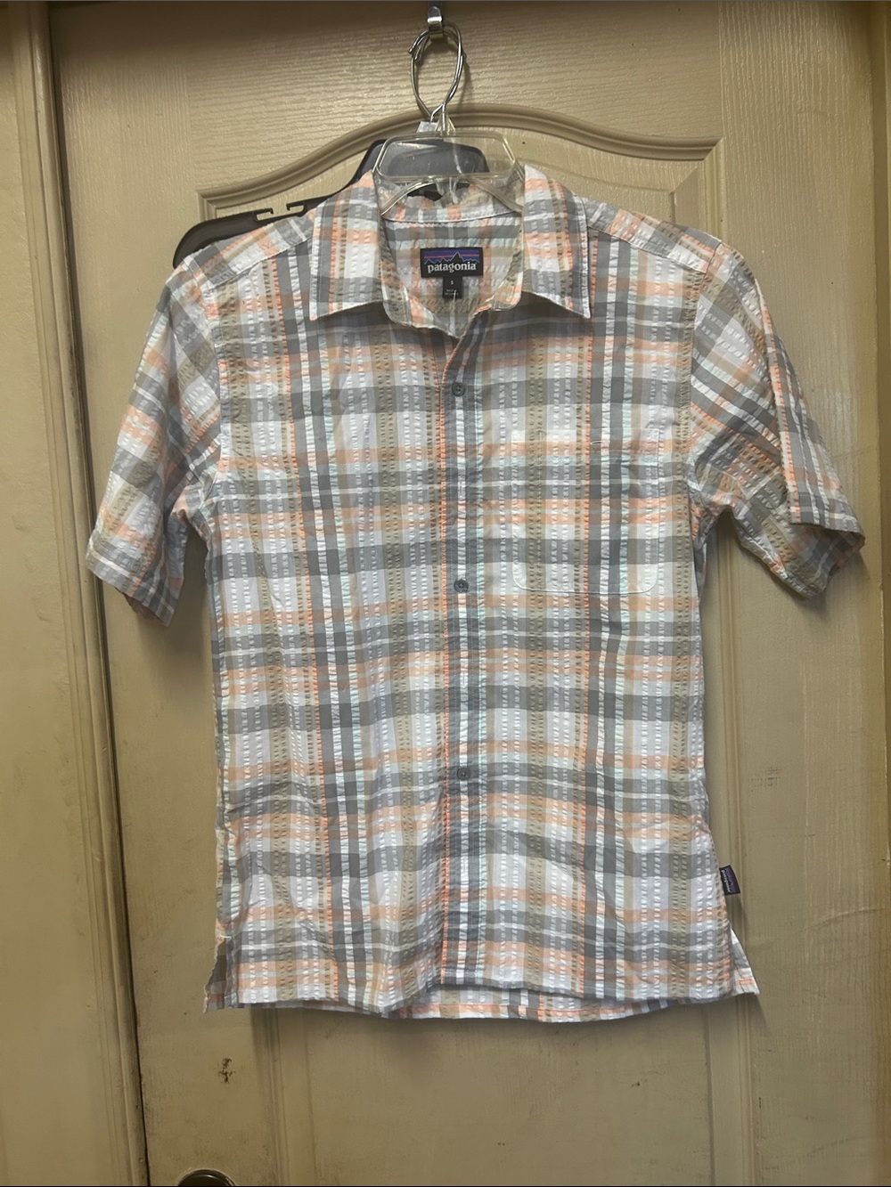 Patagonia Men’s Short-Sleeve Plaid Button-Down Shirt in White, Gray & Orange OLI
